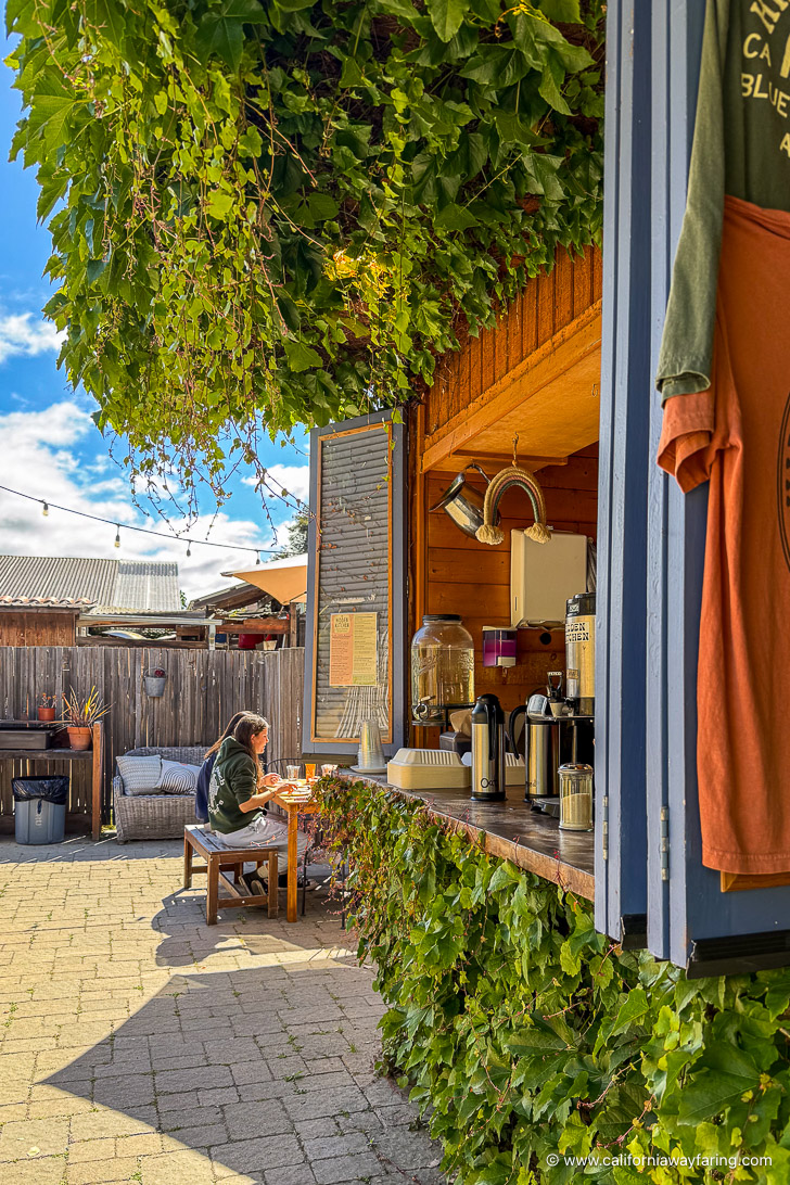 Cambria restaurant courtyard