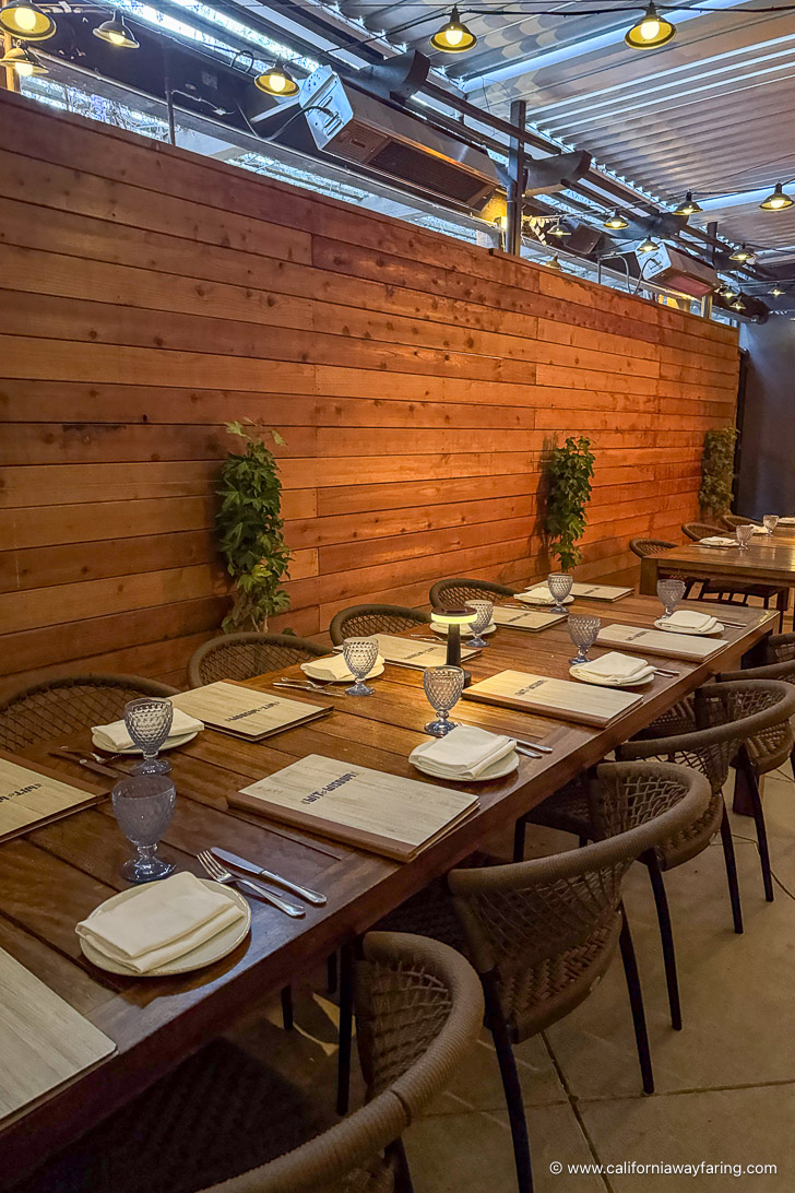 Sonoma Restaurant Table